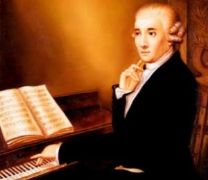 Haydn piano sonatas - Hybrid Themes